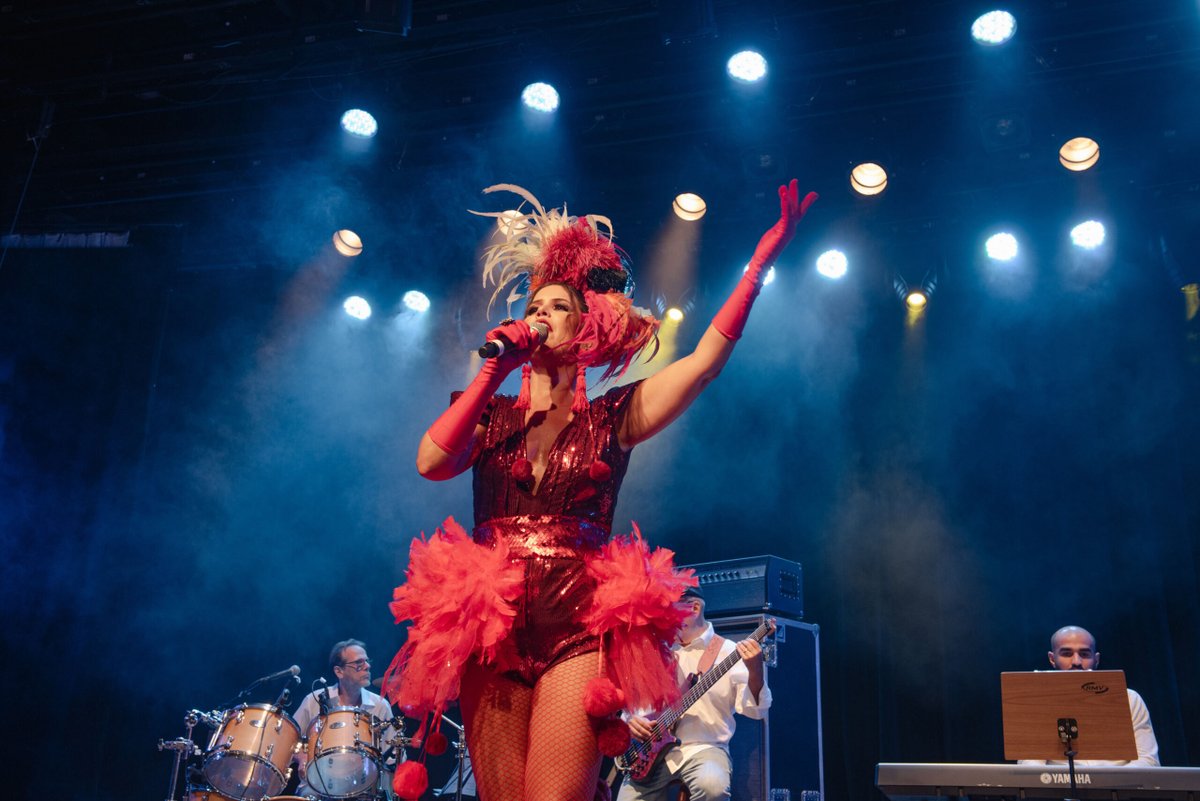 Mona Vilardo retoma carnavais de época no Municipal em 11/2