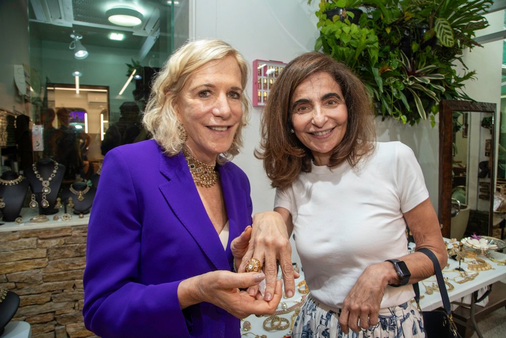 TA.SHE lança bijoux de luxo em evento em Ipanema