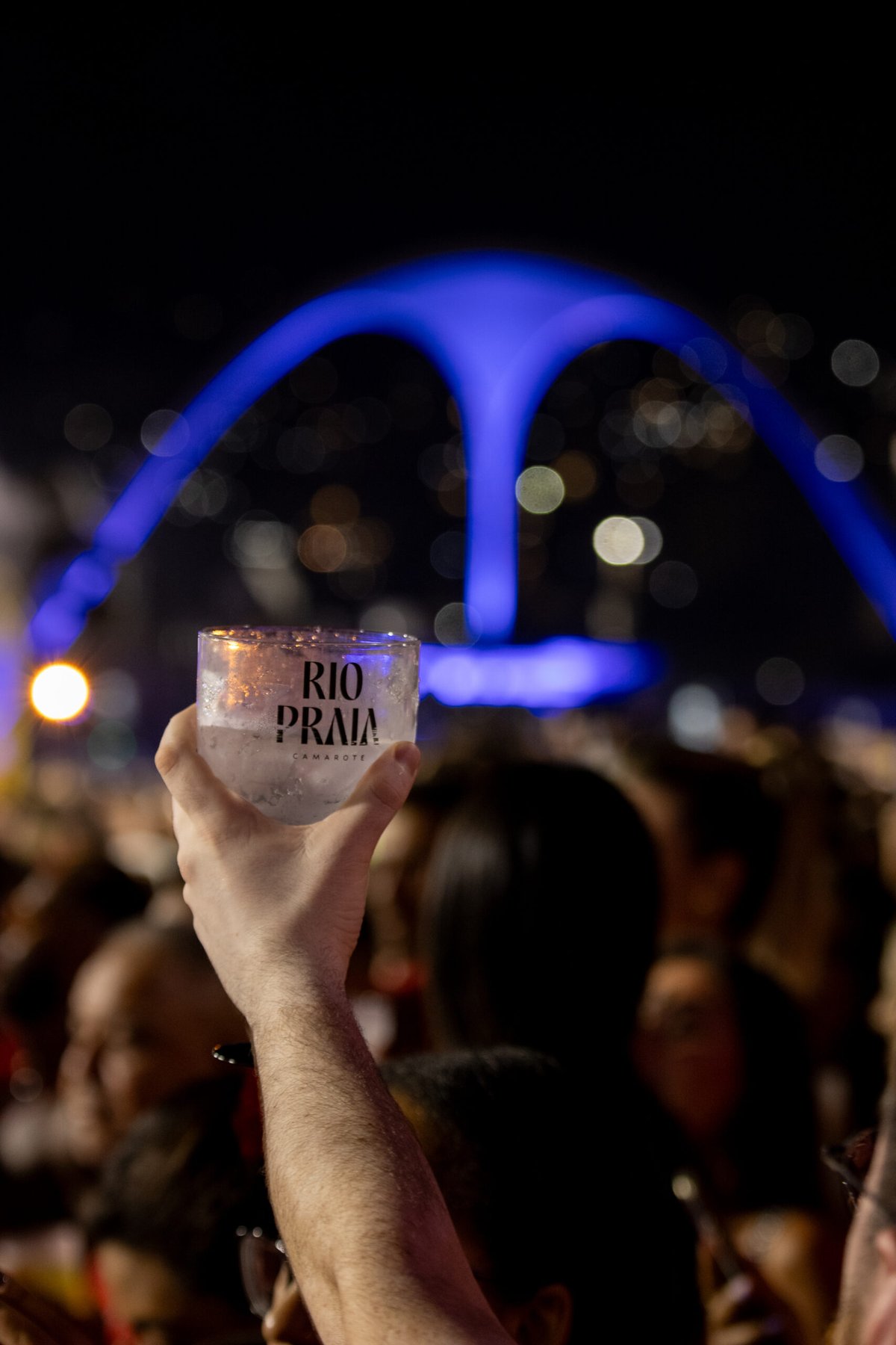 Camarote Rio Praia estreia nos ensaios na Sapucaí