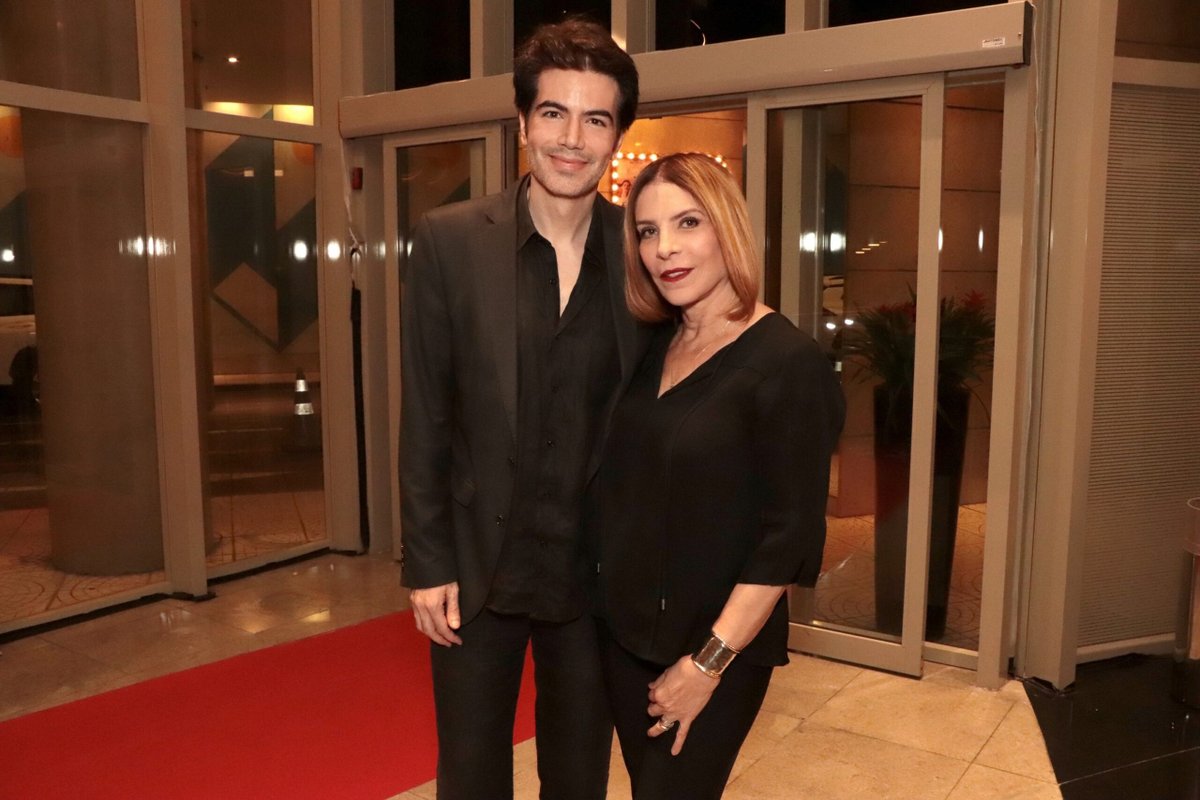 Luana Piovani volta ao teatro com “Cantos da Lua”