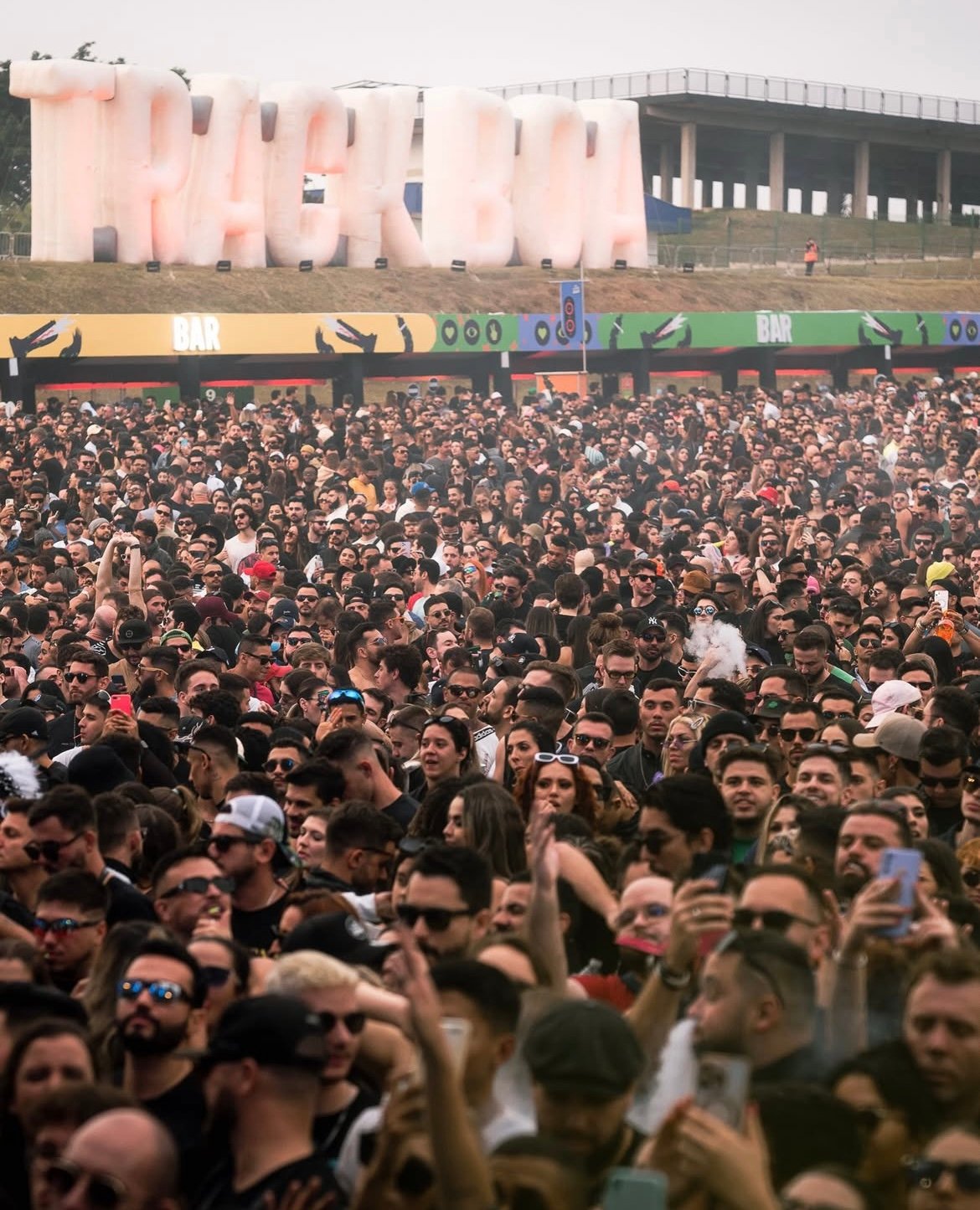 7 festivais eletrônicos imperdíveis em 2026