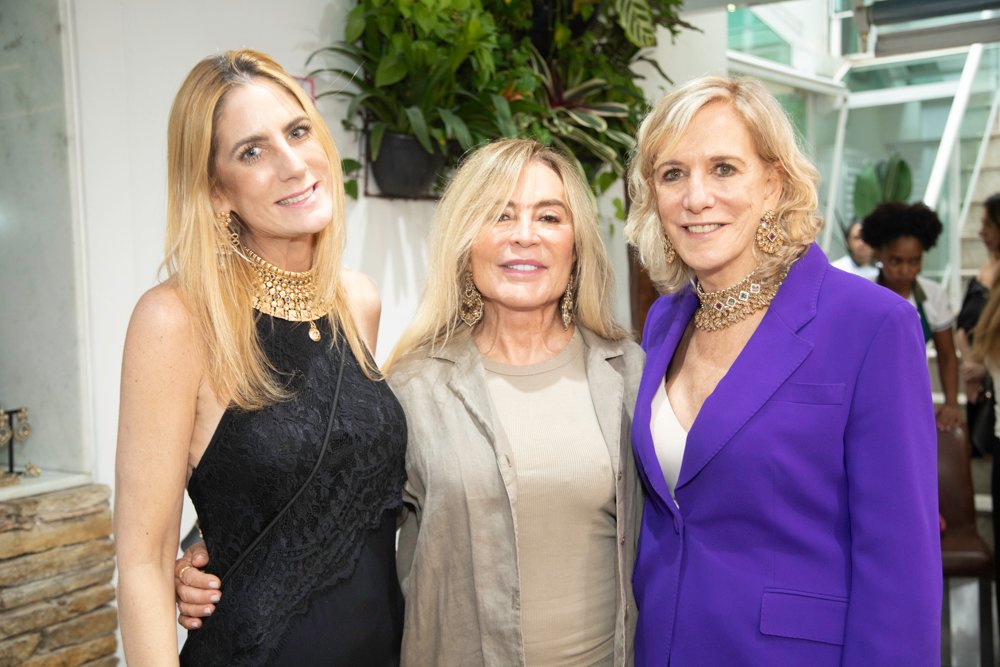 TA.SHE lança bijoux de luxo em evento em Ipanema