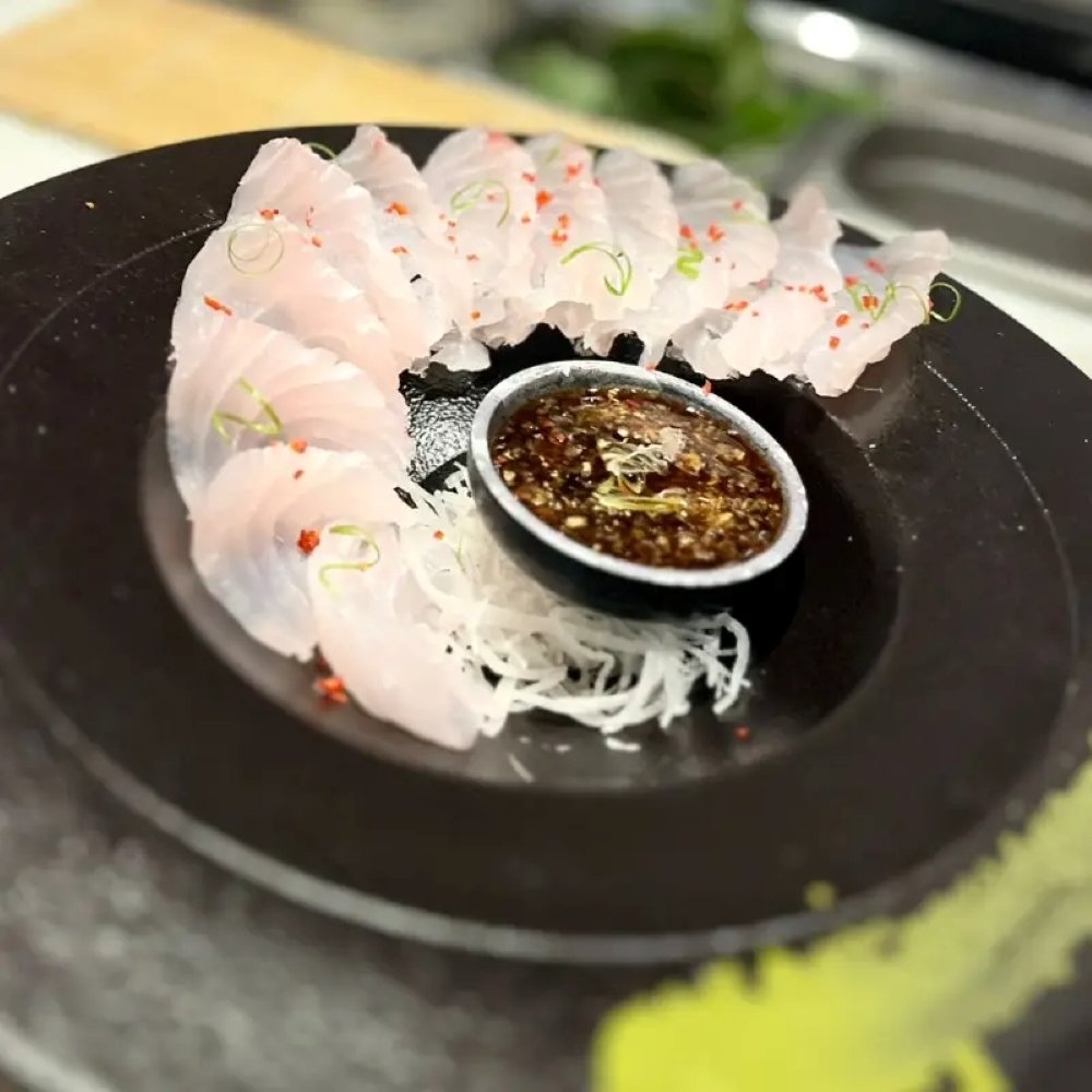Nuu Nikkei lança tiradito e omakase em Curitiba