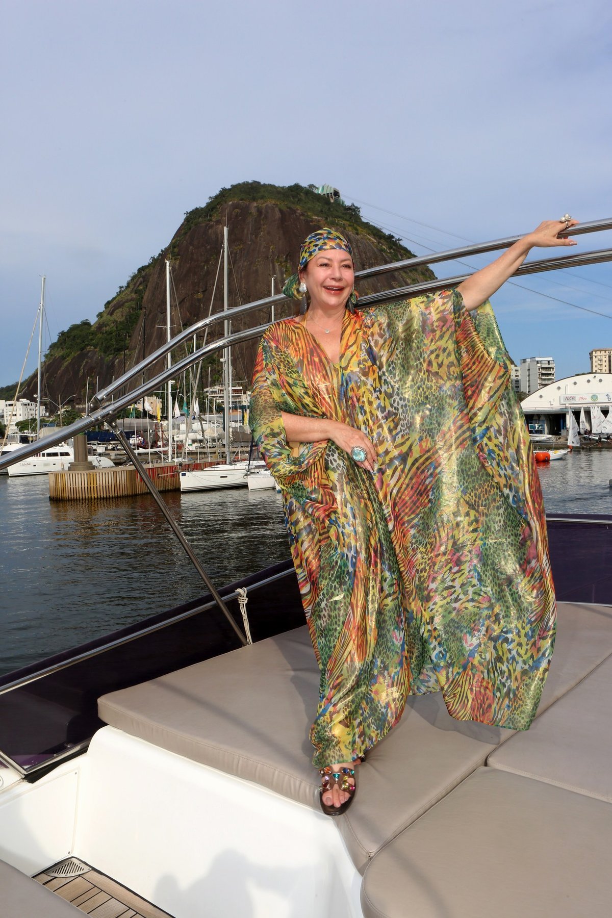 Kristhel celebra novo ciclo no Al Mare com símbolo da pérola