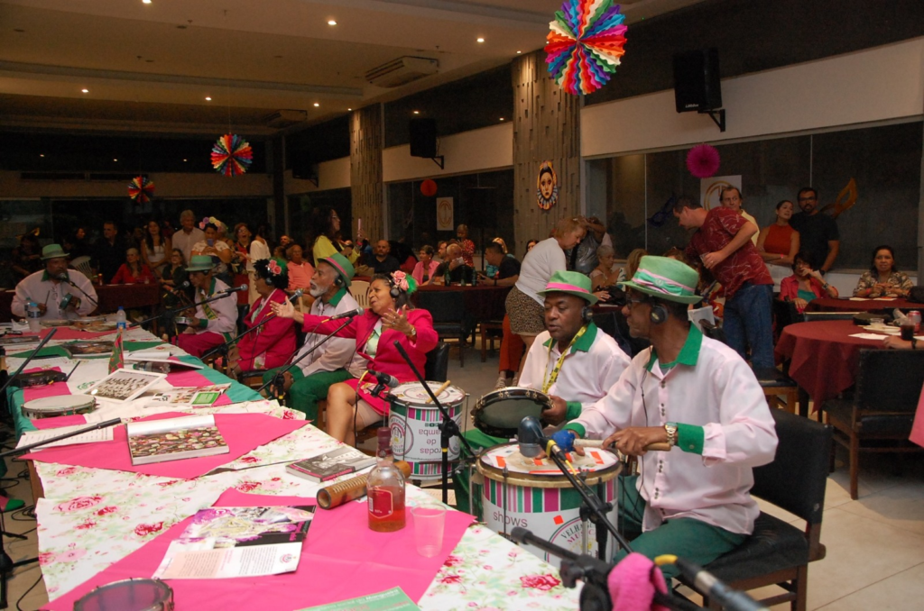 Clube Central
de Niterói promove
Baile de Carnaval