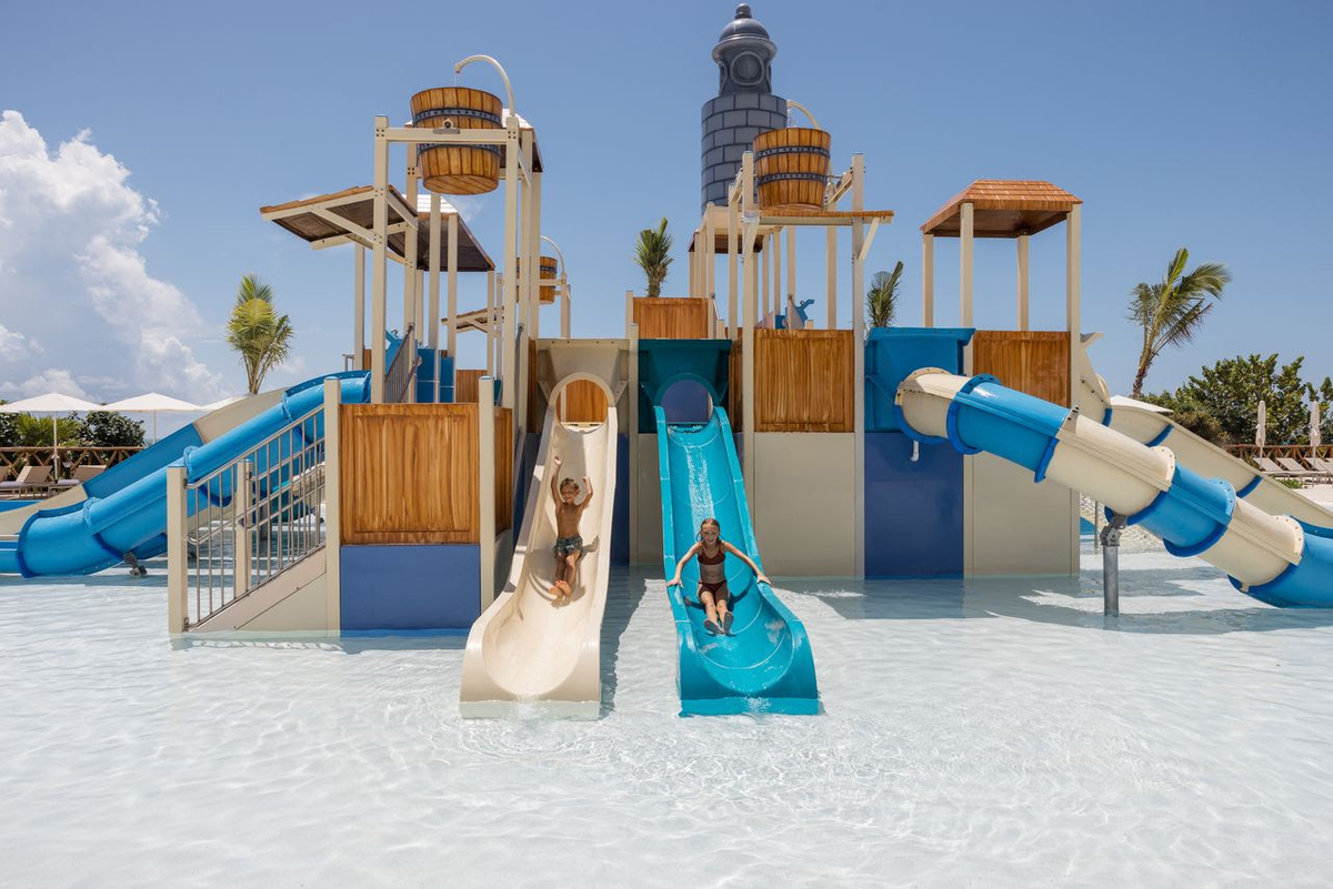 AVA Resort Cancun recebe prêmio AAA Quatro Diamantes