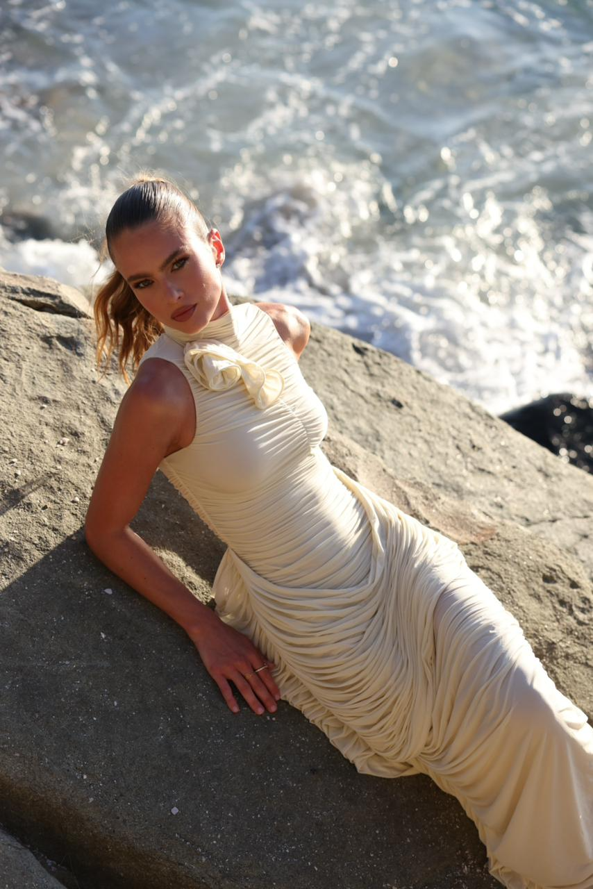 Maria Klaumann brilha no réveillon de St. Barth com Magda Butrym