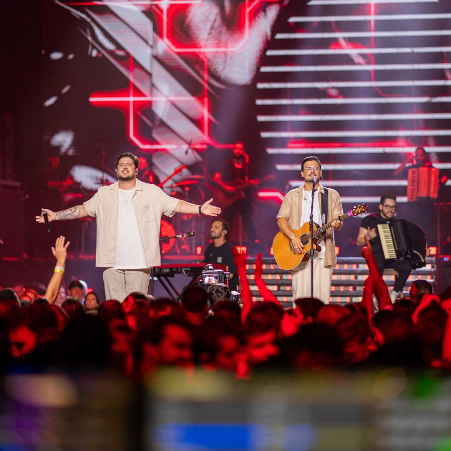 Breno & Bernardo gravam DVD histórico