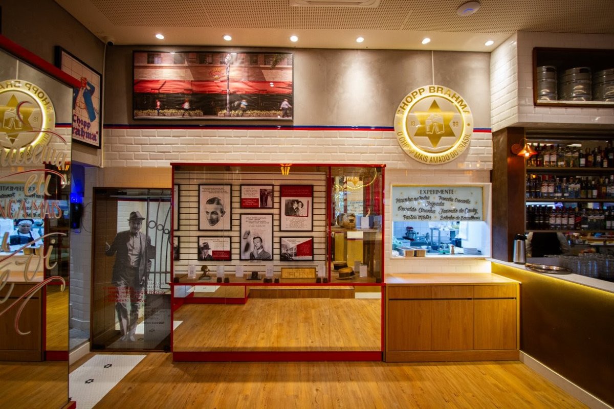 Bar Brahma Granja Viana sorteia camarote no Sambódromo