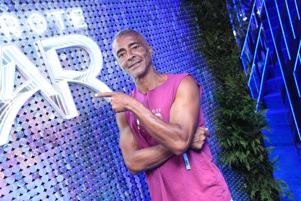 Camarote Mar reúne estrelas na Sapucaí em noite do Grupo Especial