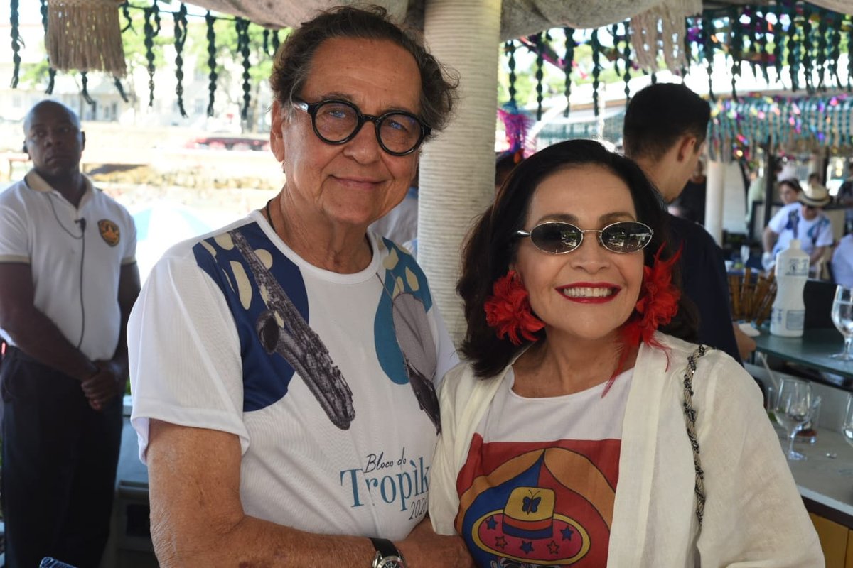 Fairmont Rio e Embaixadores do Turismo agitam Copacabana com o Bloco do Tropik