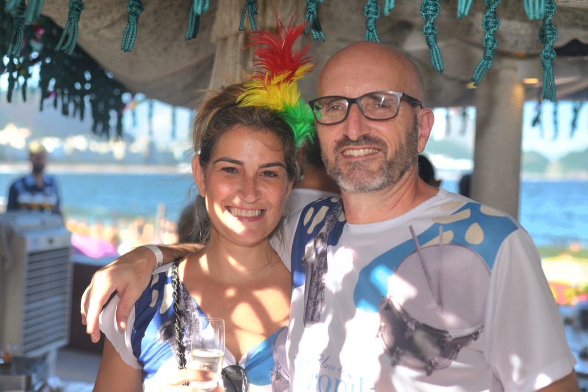 Fairmont Rio e Embaixadores do Turismo agitam Copacabana com o Bloco do Tropik