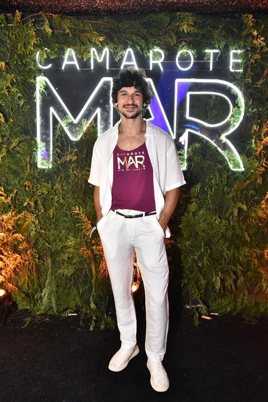 Camarote Mar reúne estrelas na Sapucaí em noite do Grupo Especial