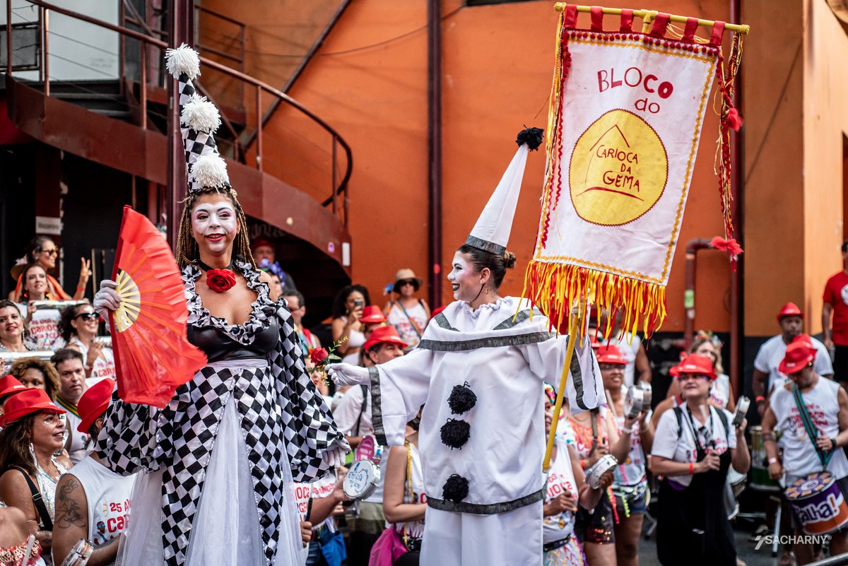 Carioca da Gema desfila nos Arcos da Lapa dia 14