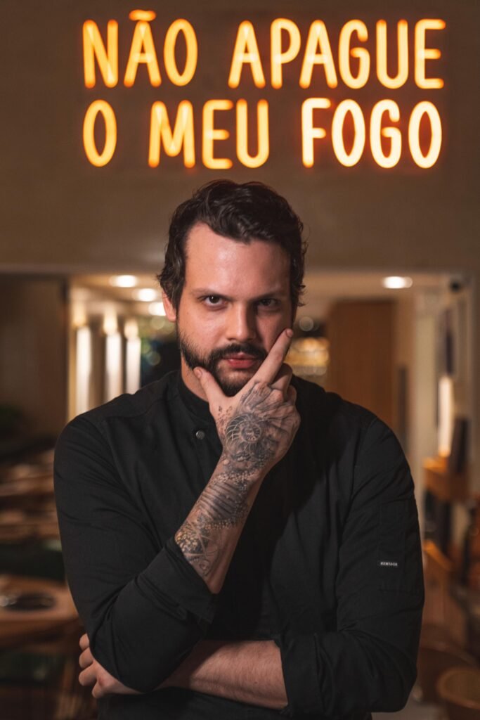 Koral marks 2 years with a six-hands dinner in Ipanema