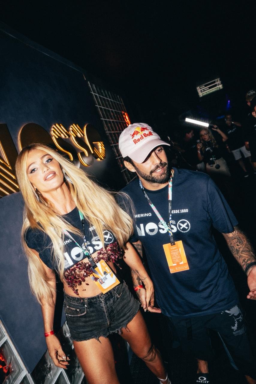 Estrelas lotam o NOSSO na primeira noite do Grupo Especial