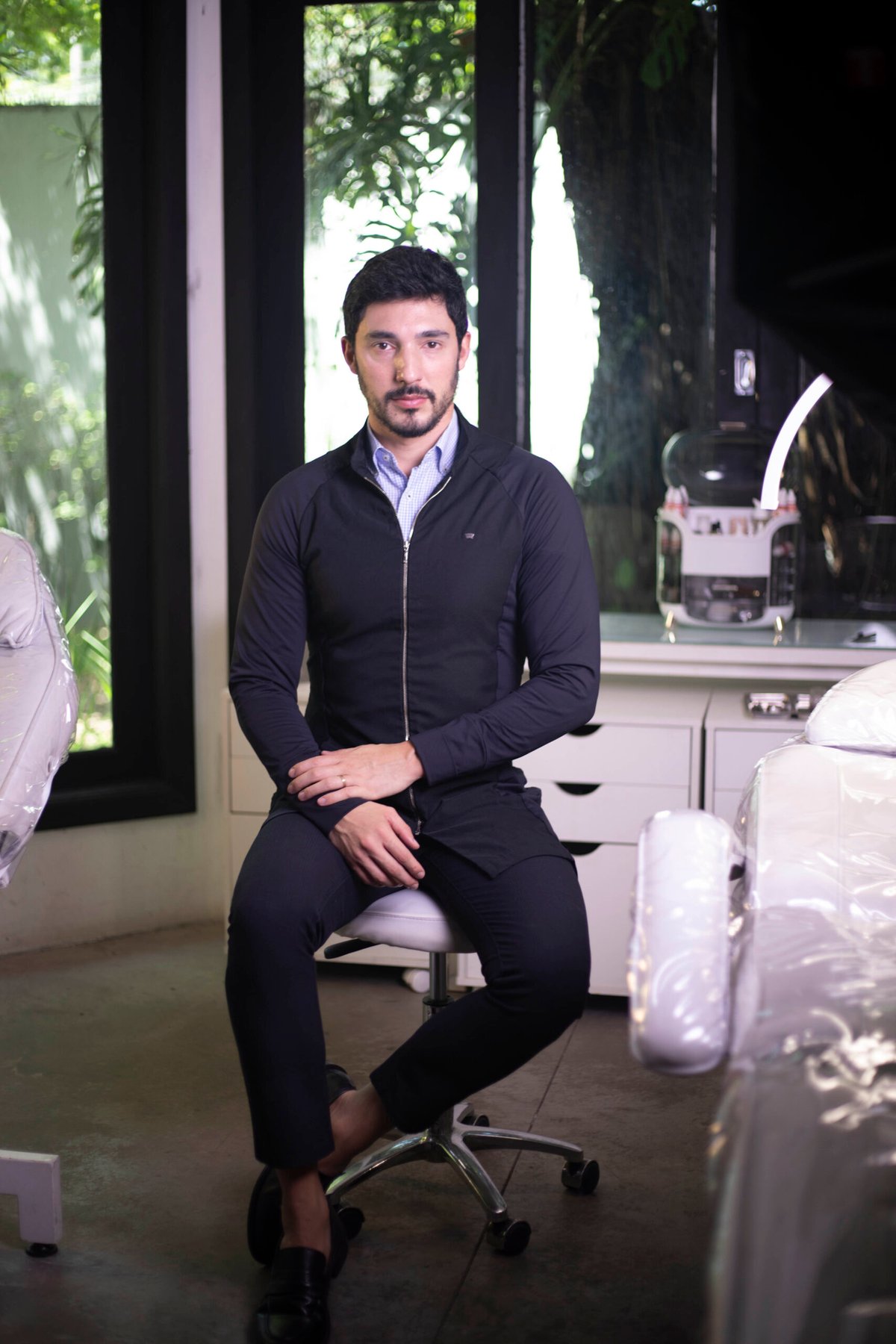 Luiz Ferraz: Especialista em micropigmentação e estética labial