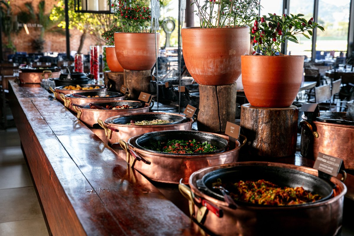 Rubaiyat Rio lança carta Bar de Verão e buffet de sobremesas aos fins de semana
