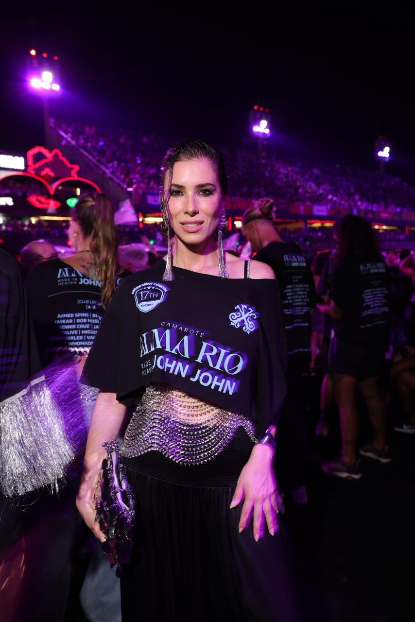 Fabiana Mazzer estreia na Sapucaí e celebra o Carnaval carioca