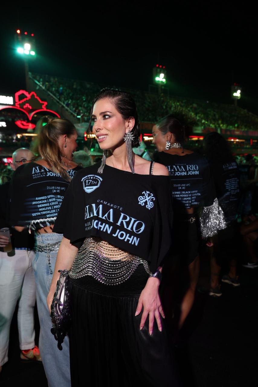Fabiana Mazzer estreia na Sapucaí e celebra o Carnaval carioca