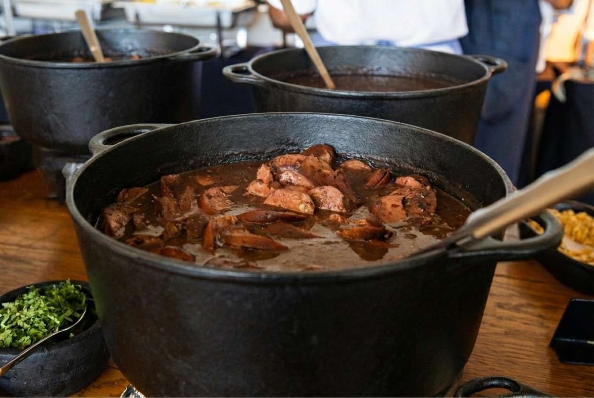 Hotel Nacional celebra Carnaval com Feijoada das Campeãs