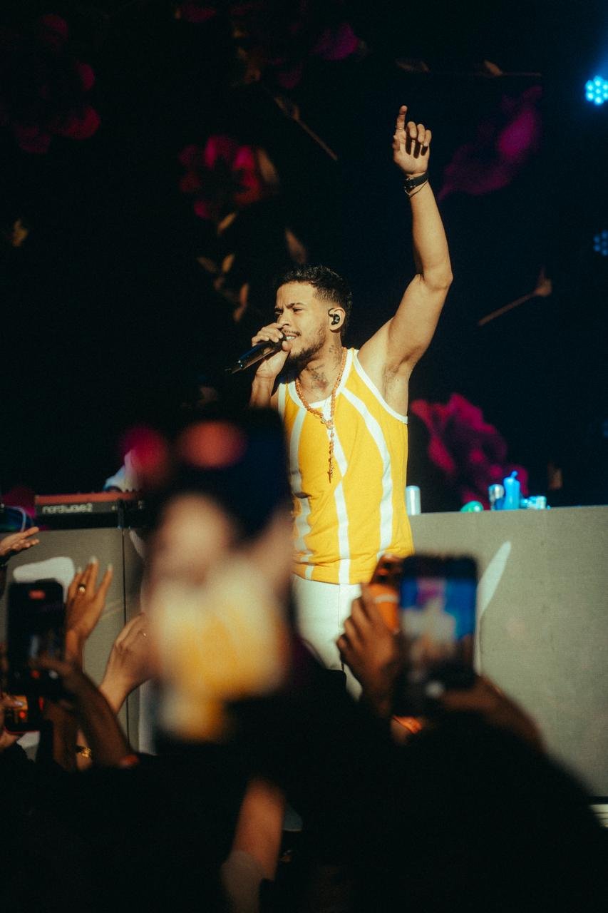 Luísa Sonza e Felipe Amorim animam o NOSSO CAMAROTE