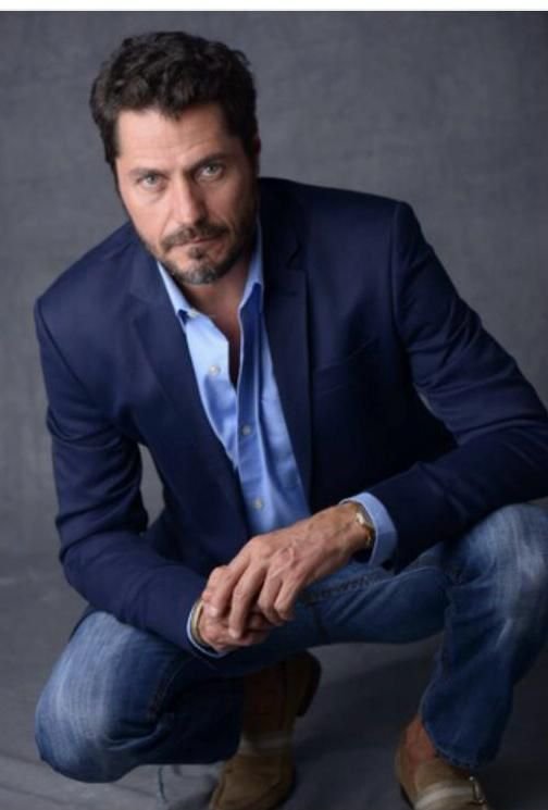 Fernando Val assina com Record TV para a série “Amor em Ruínas”