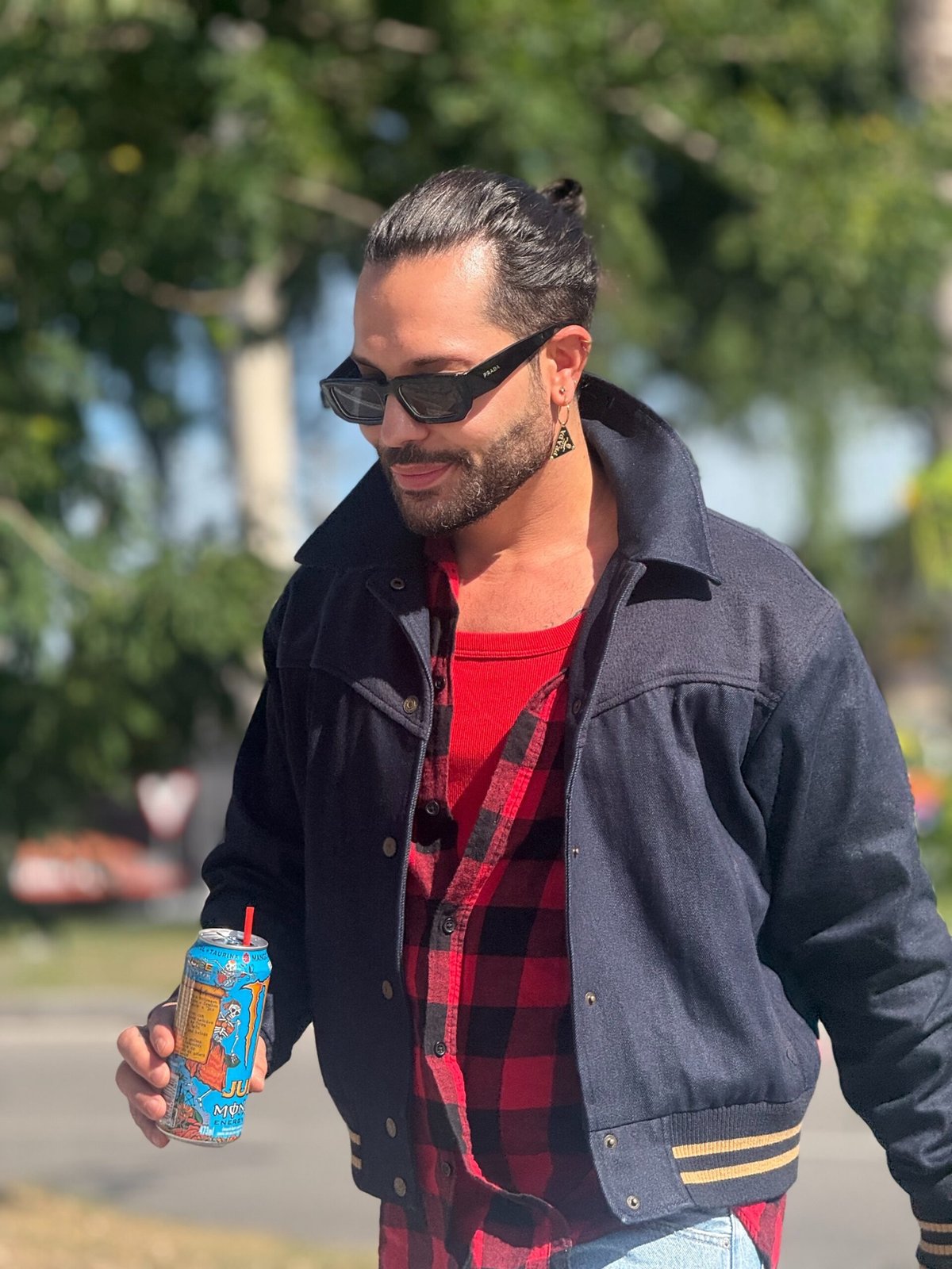 Davì Àlvarêz consolida fase entre arte, sobriedade e impacto social