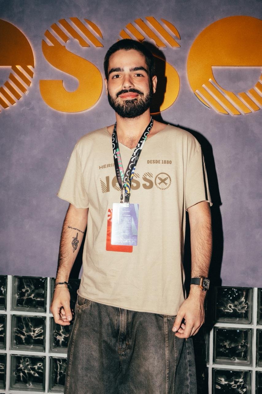 João Silva e estrelas marcam presença no NOSSO CAMAROTE