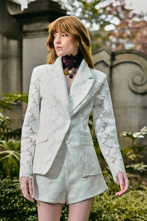 Martha Medeiros apresenta coleção “Herança Boêmia” inspirada nos anos 70