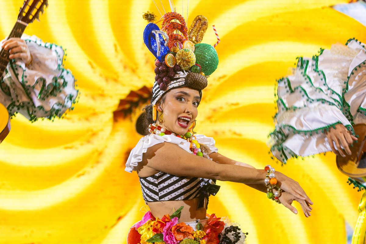 Roxy Dinner Show celebra o Brasil com musical imersivo “Aquele Abraço”