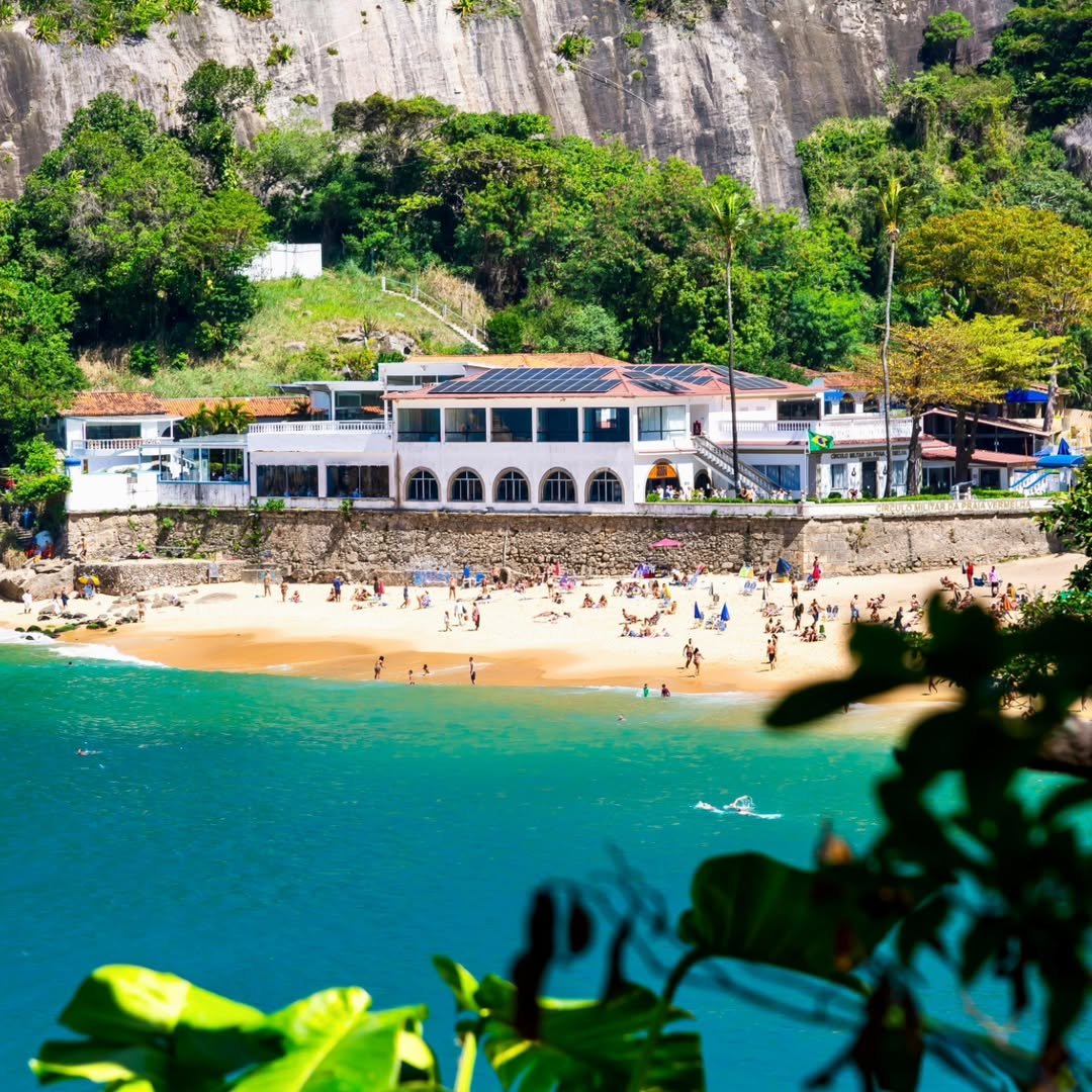 5 restaurantes com vista para o mar no Rio para um happy hour inesquecível