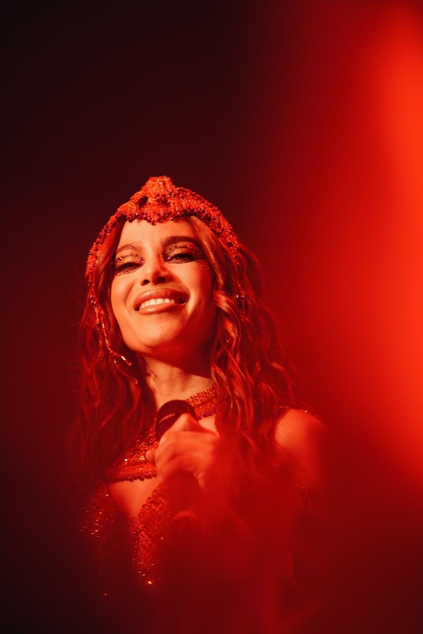 Anitta e Nattan agitam o NOSSO no Sábado das Campeãs