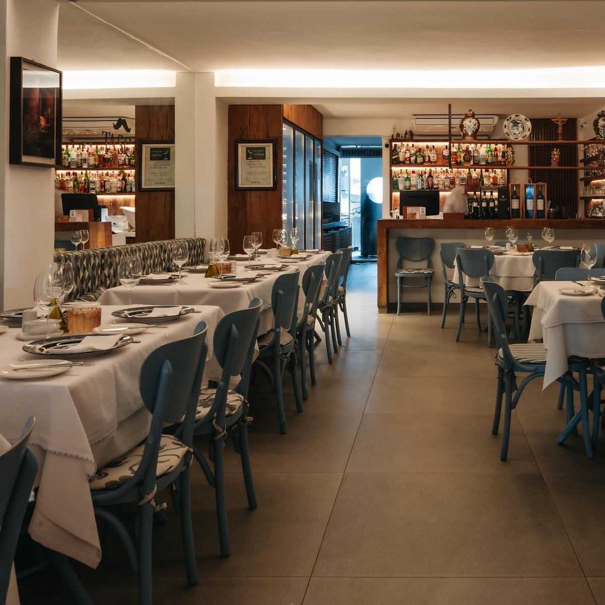 Helena Silvarolli lista restaurantes para ir com amigas em SP