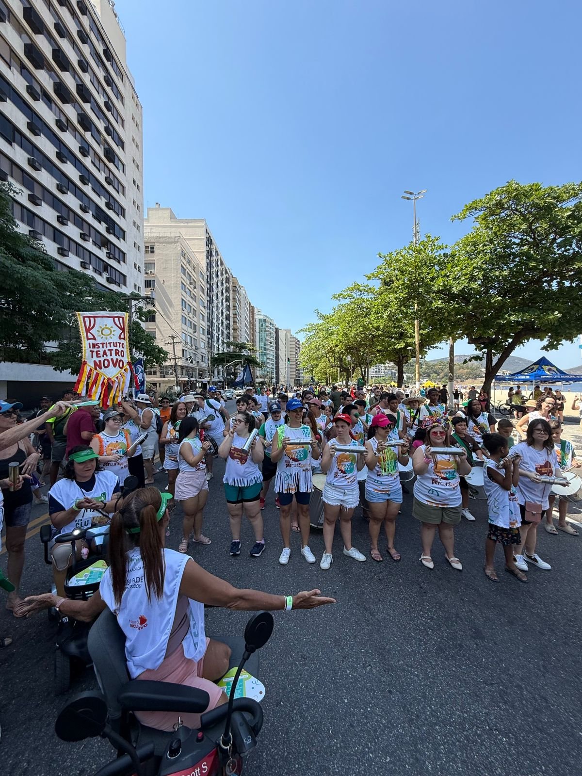Percussomos do Amor traz protagonismo de pessoas com deficiência ao Carnaval de Niterói 2026