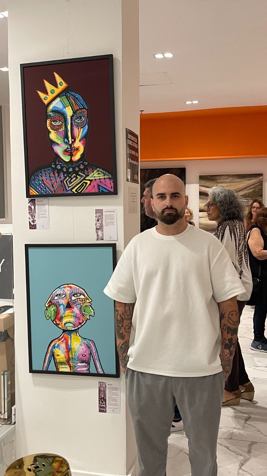 Pivetti exibe “Engolindo Sapo” e “Dark King” no Vogue Gallery BR