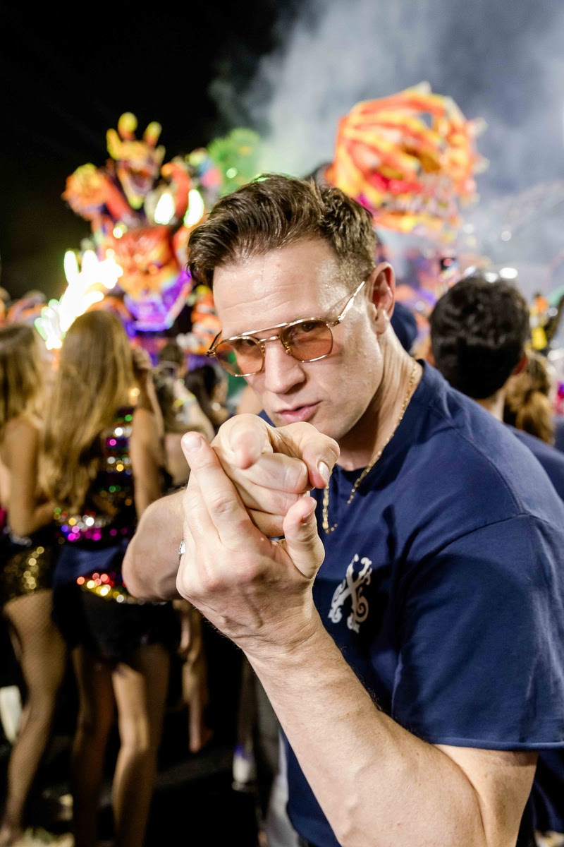 Famosos e estrelas internacionais se reúnem no Camarote Alma Rio