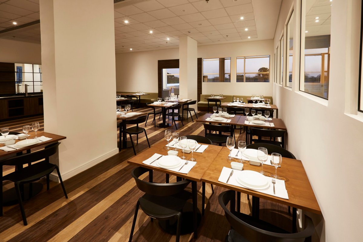 Tulip Inn Itaguaí dá 15% off no Carnaval e cria camarim