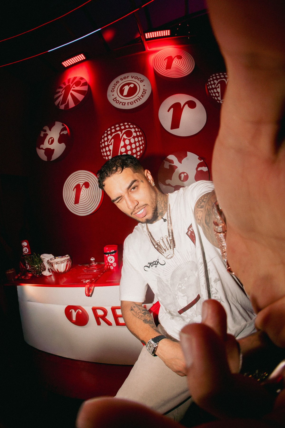 Veigh agita Planeta Atlântida 2026 no Camarote Renner