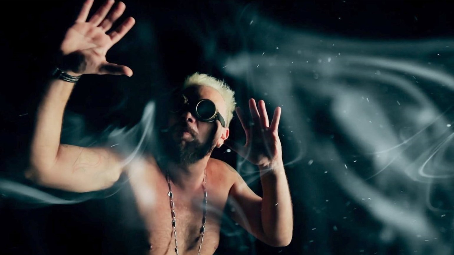 Esdras Bedai homenageia Manguebeat em Botafogo