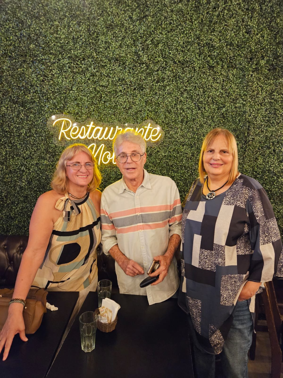 Luzimar Trottmann volta aos palcos e apoia colega