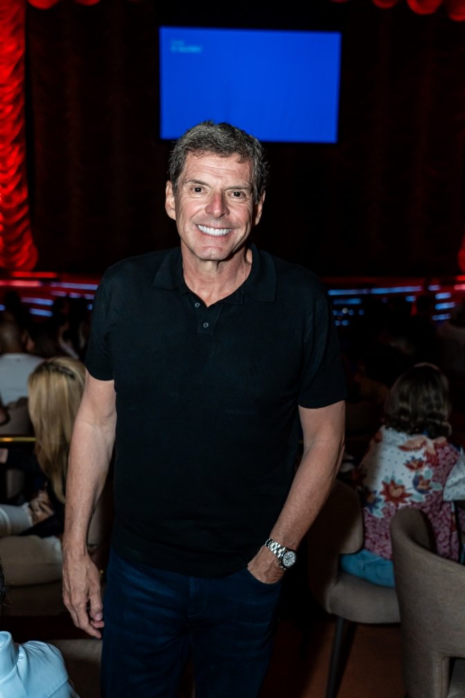 Roxy celebra sucesso de 'Fala Sério, Mãe!' em Copacabana