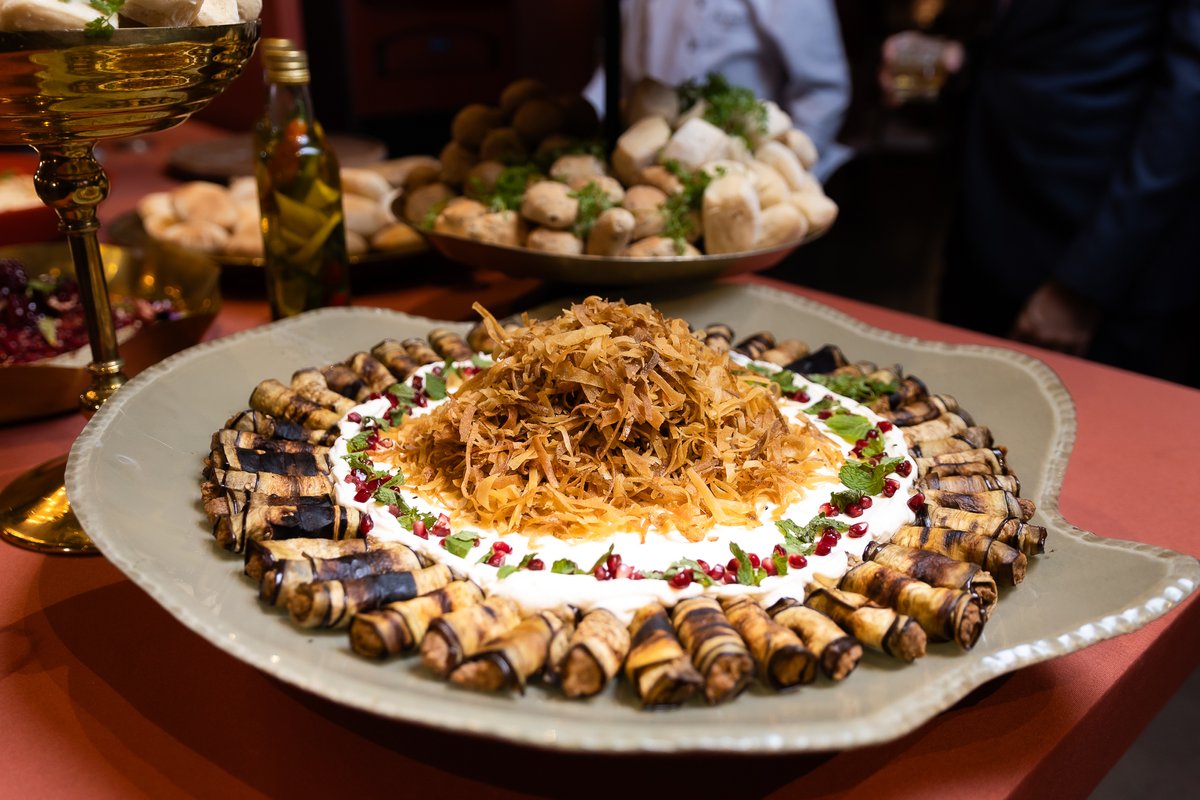 Paula Prandini celebra 12 anos do Empório Jardim com Brunch Libanês na Casa Firjan