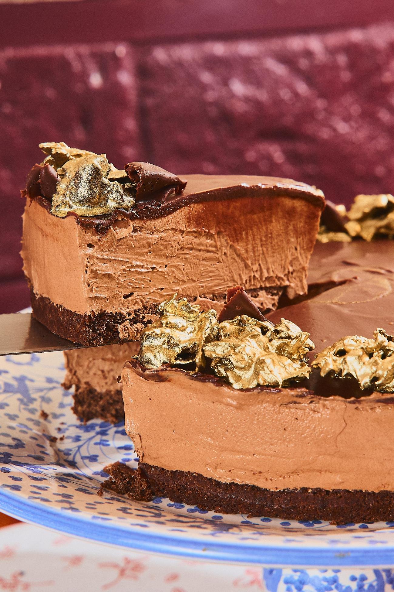 Cardin lança Linha de Páscoa com doces artesanais e sobremesas exclusivas