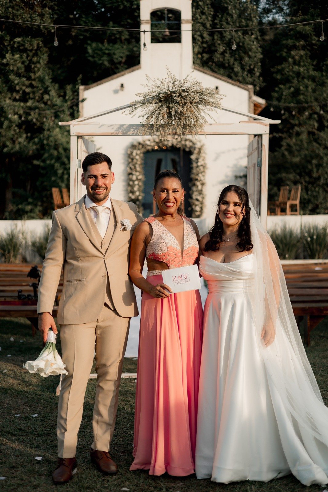 Mês da Mulher: celebrantes femininas renovam o significado do amor