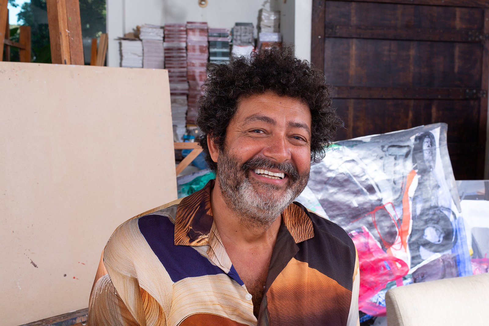 Arte goiana brilha na Espanha com "Antes que Desapareça"