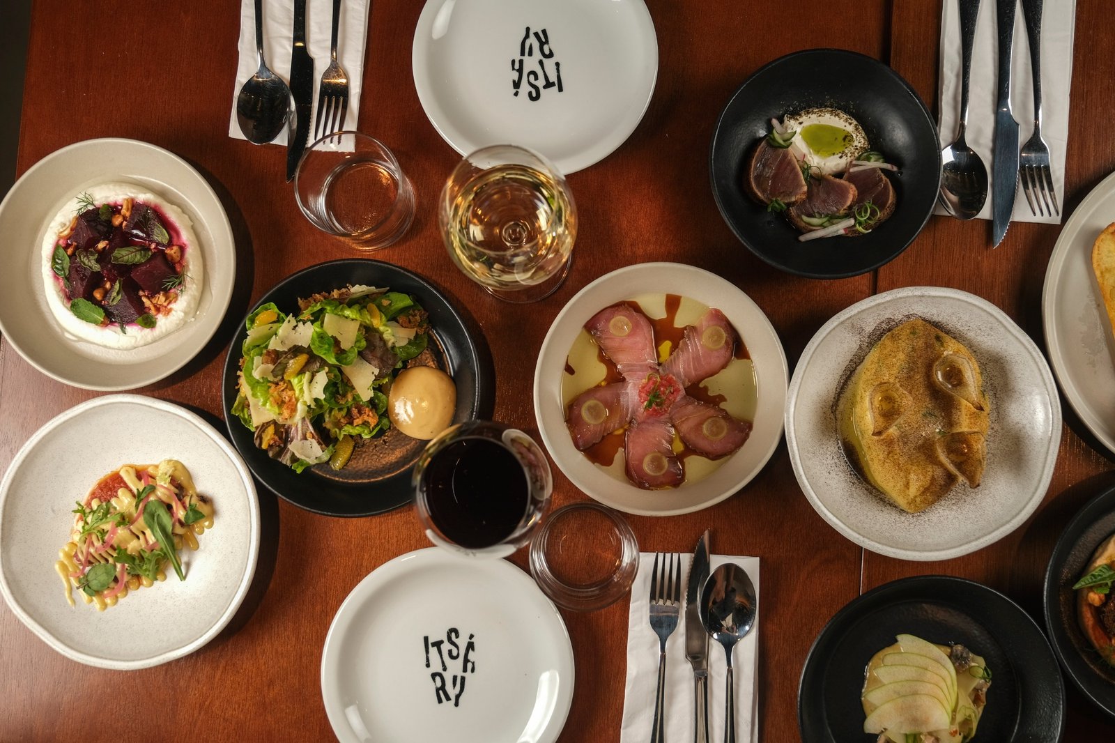Chef Ignácio Peixoto comanda cozinha do Itsáry no Rio