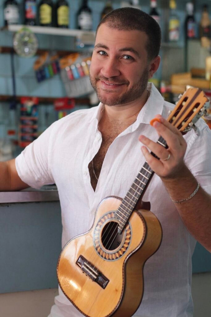 Leo Russo lança Samba do Leo Russo no Méier