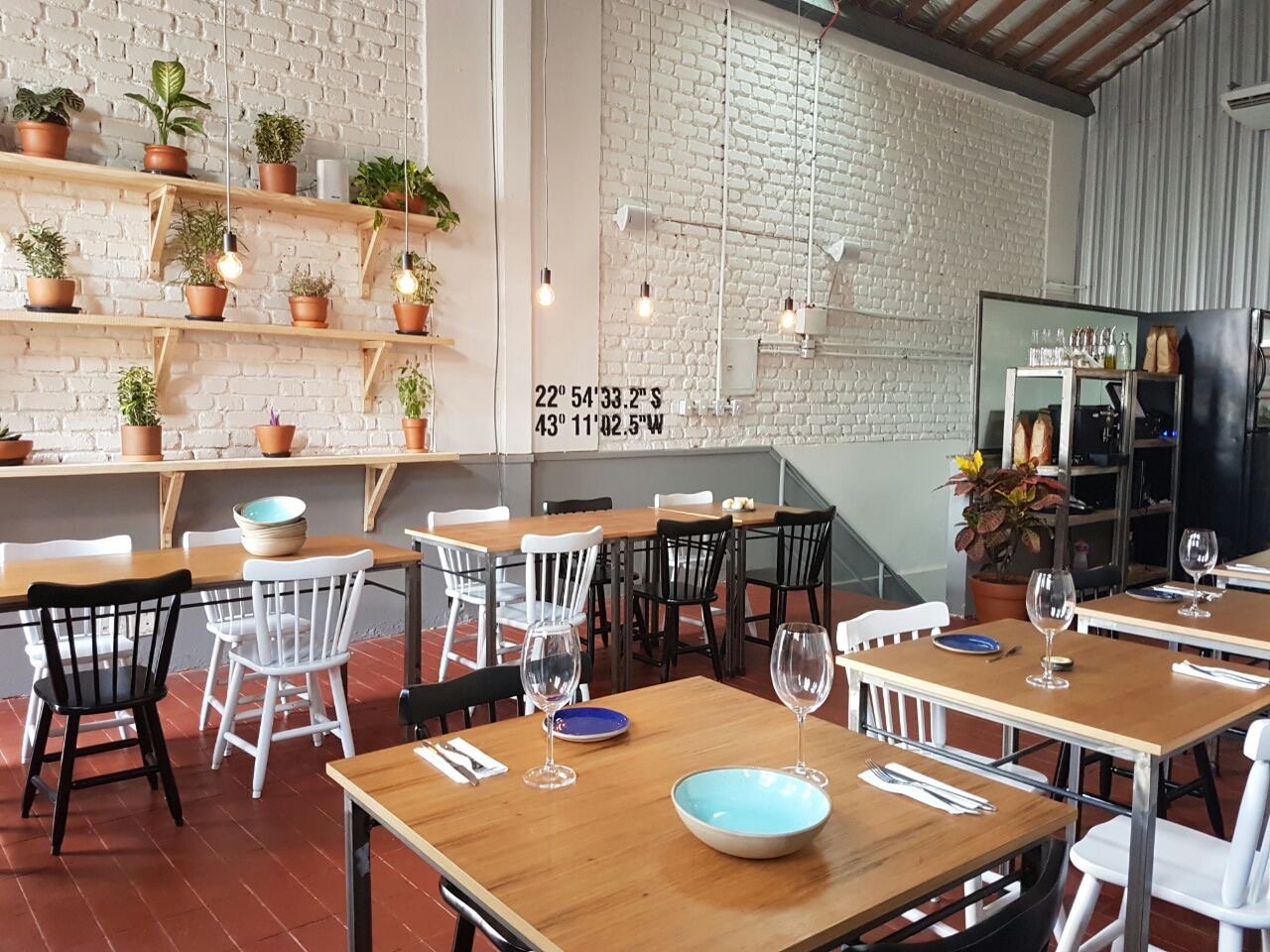 Lilia celebra 9 anos com jantar a quatro mãos de Bel Coelho