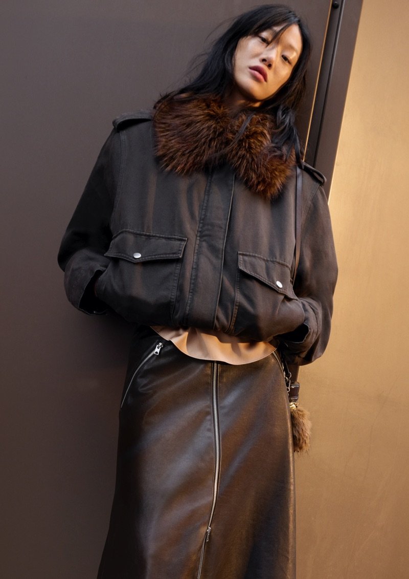 H&M revisita anos 70 e 90 no 1º capítulo do Outono/Inverno 26